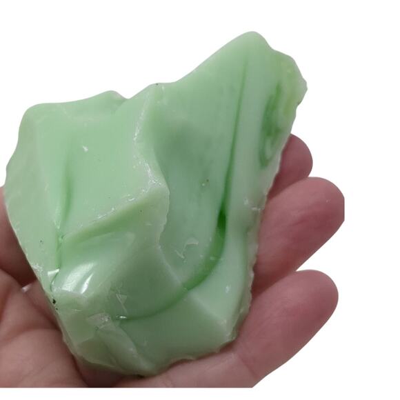 Lime Green Art Glass Cullet Swirl Slag #5L132 - Picture 3 of 4